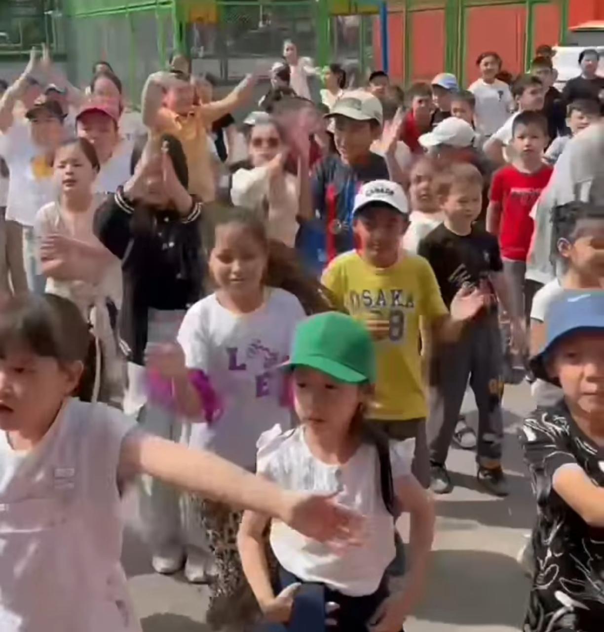 "Спорт - денсаулық кепілі" флеш-моб.