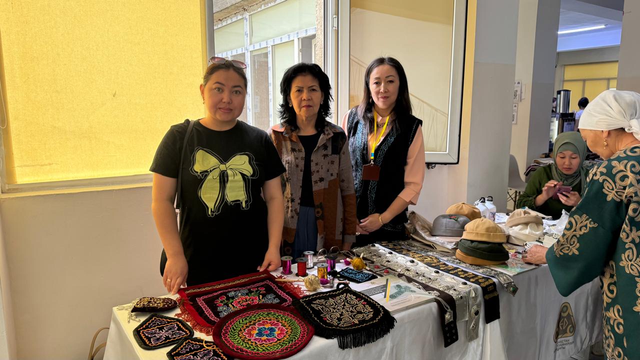 "Ұлттық Мұра және Білім:Дәстүр мен Дизайн Үндестігі" этнофорум